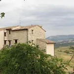 Casale Le Fontanelle 3*