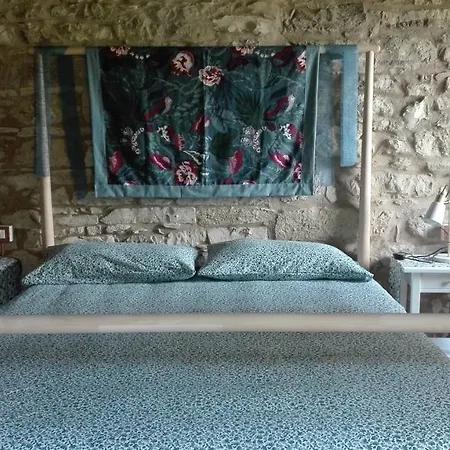 Casale Le Fontanelle ベッド・アンド・ブレックファスト Monte Grimano Terme