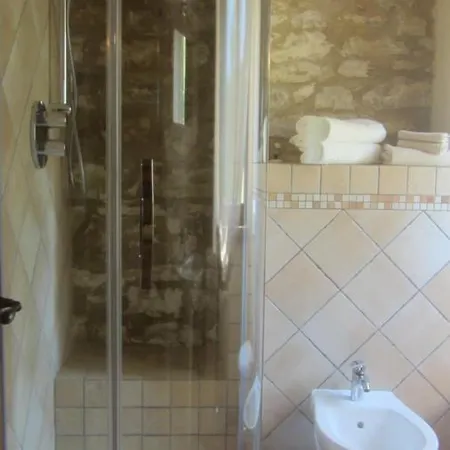 ベッド・アンド・ブレックファスト Casale Le Fontanelle 3*